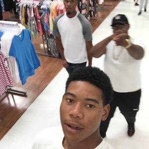 Meet your Posher, Charles